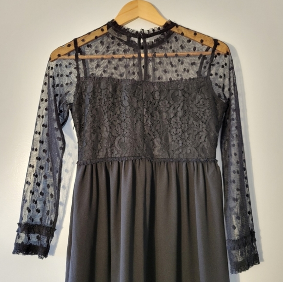 ❌ [SOLD] Zara Lace Ruffle Mini Dress, Size Small - Picture 4 of 8